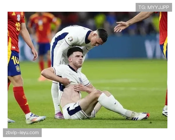 赖斯国家队表现亮眼，成为球队中场核心关键人物