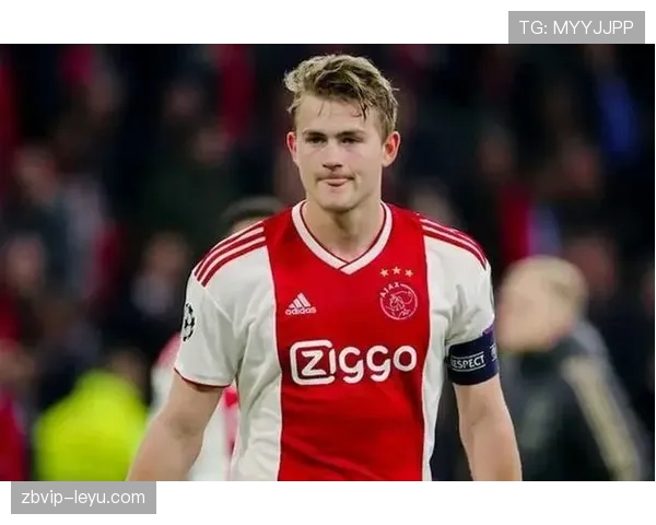 德里赫特神勇发挥提振全队士气，助力球队持续提升竞争力