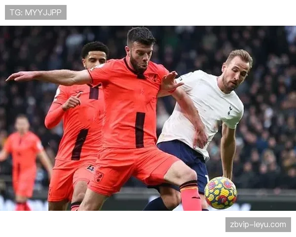 康纳·查普林闪耀英超赛场,关键进球助球队强势回暖 康纳·查普林闪耀英超赛场,关键进球助球队强势回暖