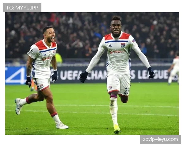 雷恩队进攻套路奏效，状态回暖再创佳绩引关注