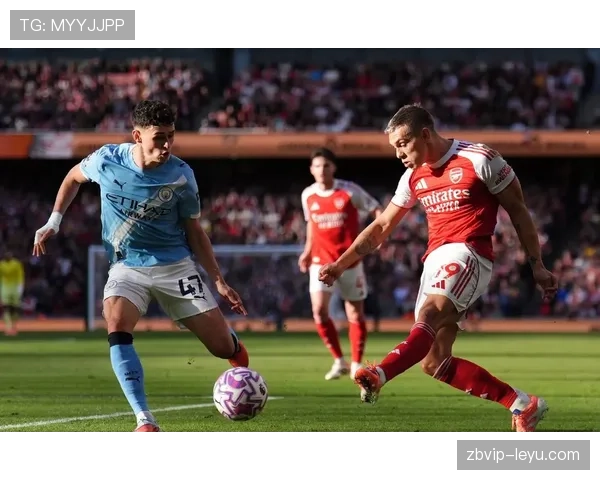 孔萨助攻维拉逆转取胜，英超争冠格局再添悬念