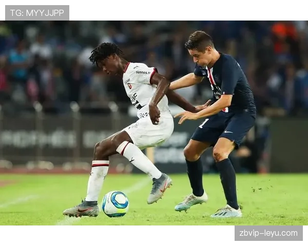 卡马文加中场价值飙升，转会市场表现亮眼引热议