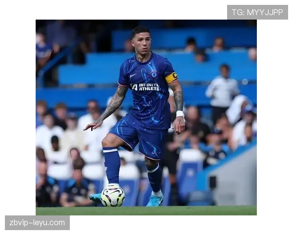 恩佐无球跑动与位置感的战术价值分析 恩佐无球跑动与位置感的战术价值分析